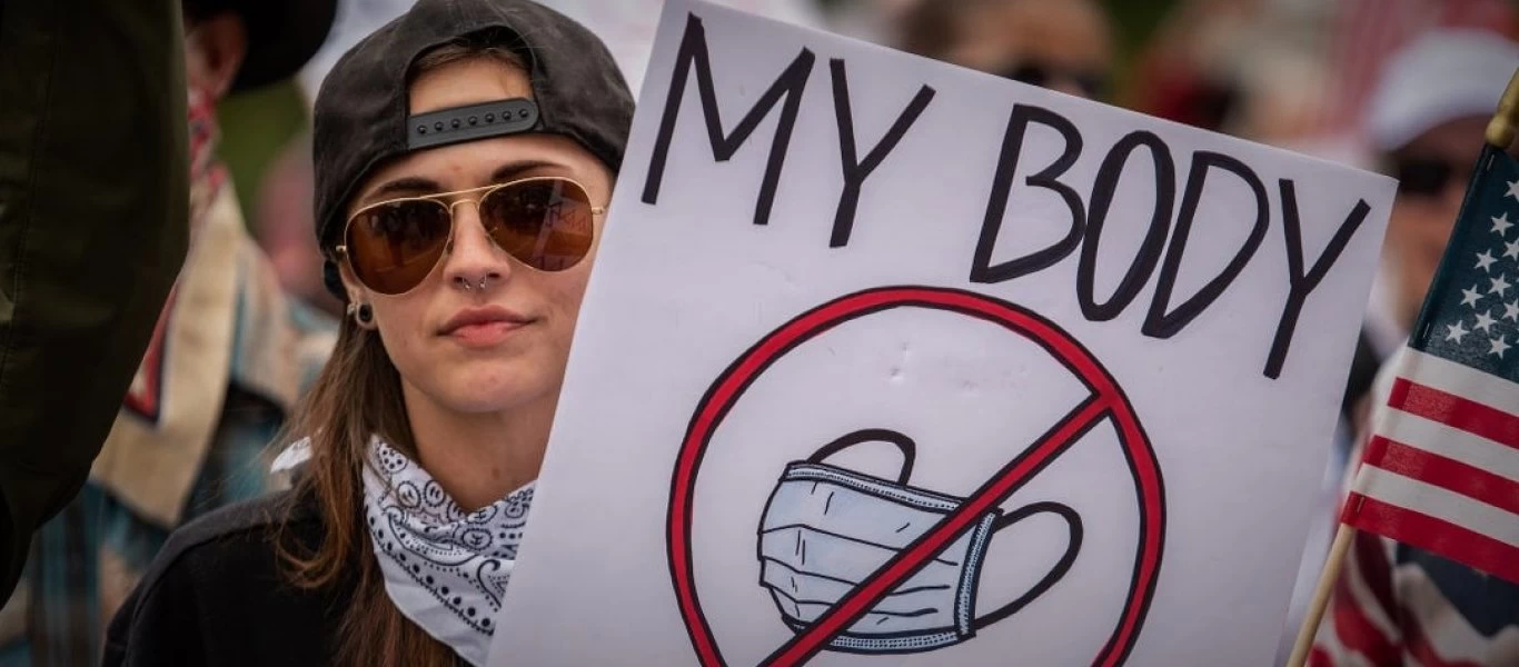 Δολοφονίες και κακοποιήσεις παγκοσμίως σε όσους αμφισβητούν την μάσκα ως μέσο προστασίας από τον Covid-19